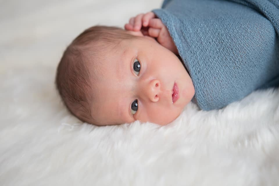 What Is the Best Age for Newborn Portraits? 3